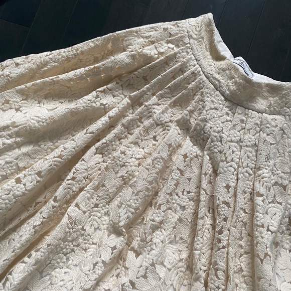 The Little Black Bow Lehenga - Top, Skirt, Waist Belt and Dupatta - Picture 12 of 17